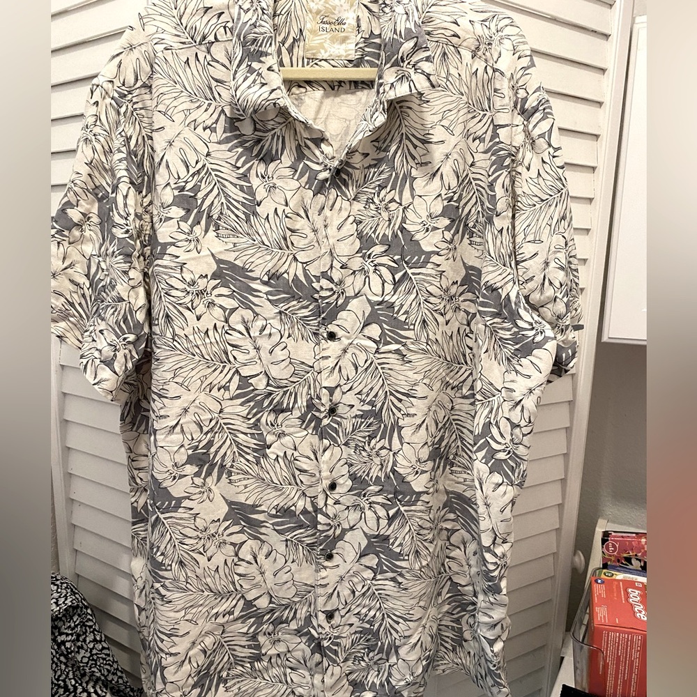 TASSO ELBA Men’s Linen “Hawaiian Short Sleeves Shirt”  Size 2XLT Ivory/Gray EUC